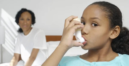 Eficácia do omalizumab para asma é semelhante em crianças de diferentes etnias